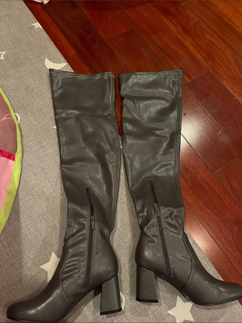 Long Boots Size 7.5 Color Gray New
